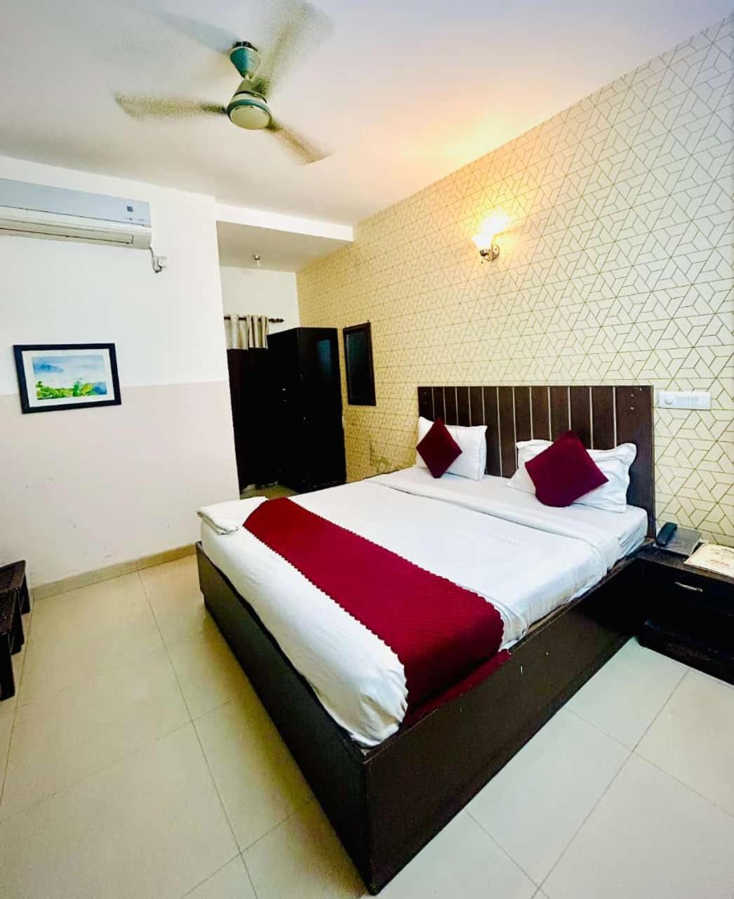 Hotel Airport City Nowe Delhi Zewnętrze zdjęcie
